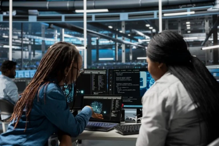 data-center-admins-use-ai-visualization-tools-setup-machine-learning-systems-1-1-1-1-1